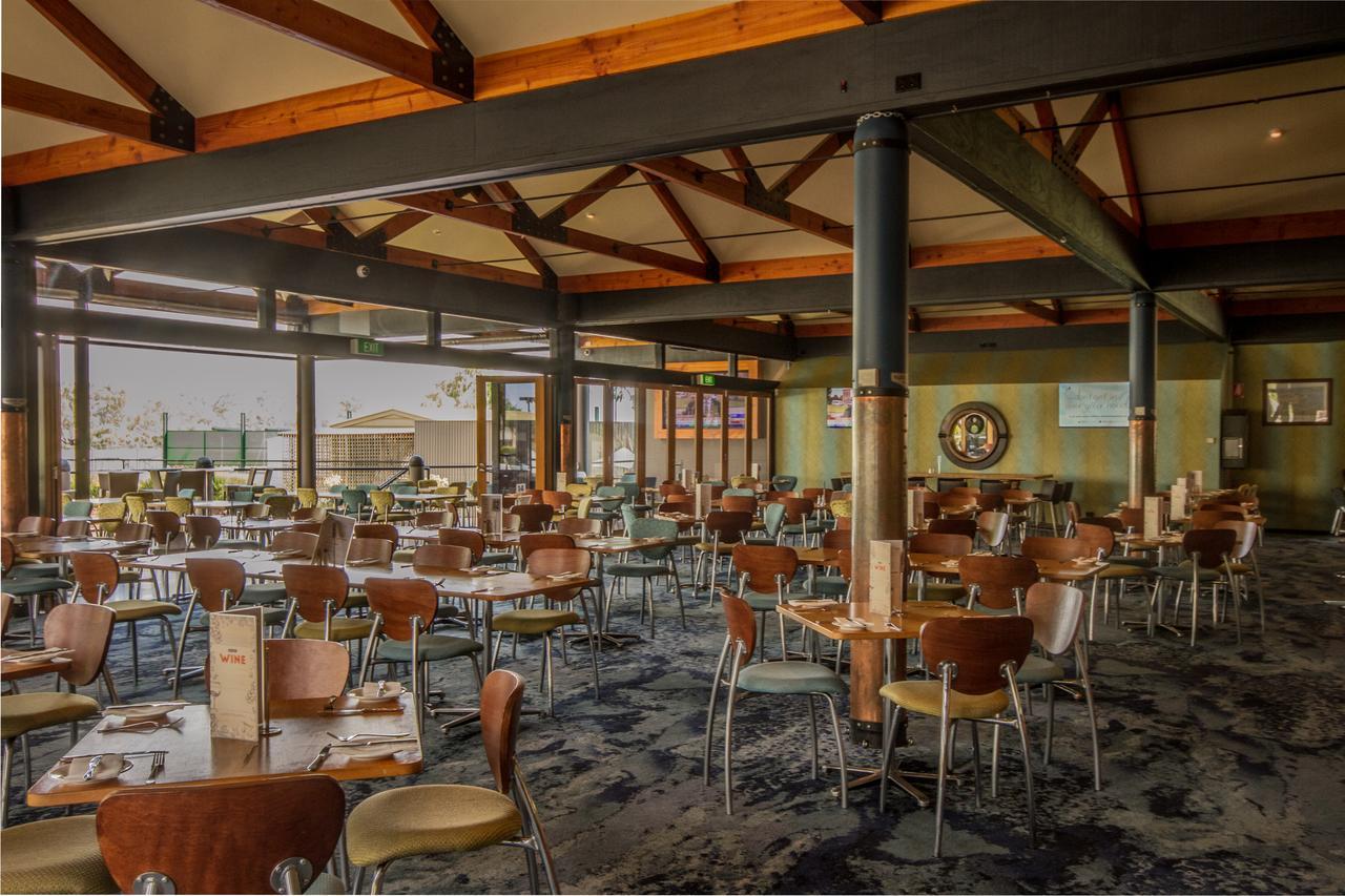 Pretoria Hotel Mannum Bagian luar foto